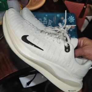 NIKE ReactX Infinity Run 4 Womens size 10